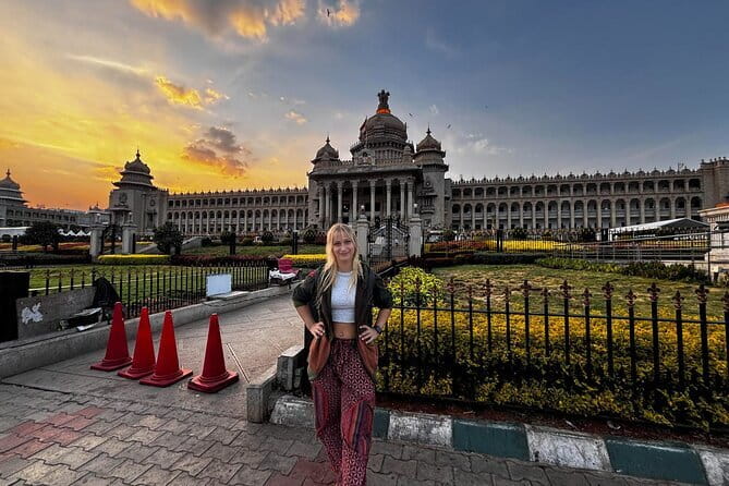 Old Bangalore Historical Walk thro Palace, Temples, Fort & Market - Timing, clothing, and getting around