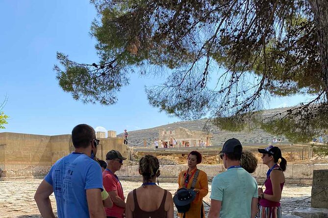 Palace of Knossos - Early Morning Ticket and avoid crowds - Why Knossos deserves a guided visit
