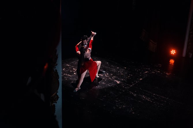 Palacio Tango: Tango Show at the Piazzolla Theater - Entering the Güemes Gallery