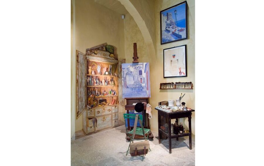 Palazzo Falson Historic House Museum entrance ticket - Silver, jewellery, rugs and armour in a domestic setting