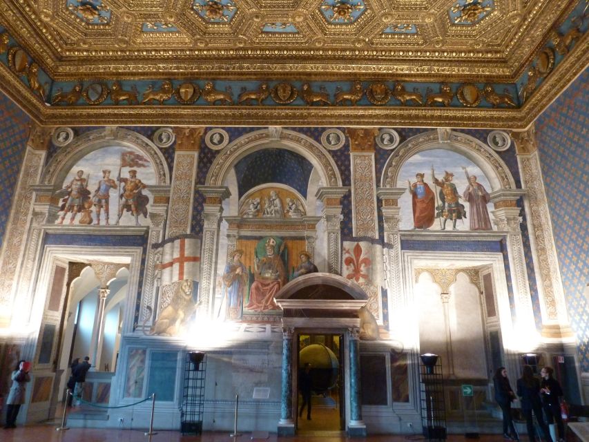 Palazzo Vecchio: Magnificent Private Tour - Key points at a glance