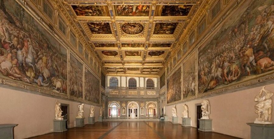 Palazzo Vecchio: Private Guided Museum Tour & Tower Tickets - Meeting near the Uffizi and entering Palazzo Vecchio