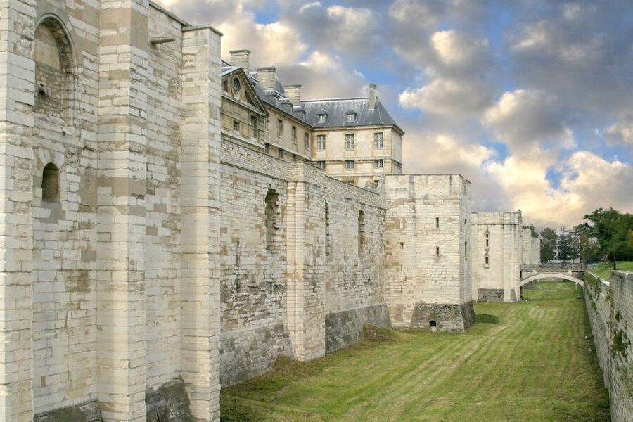 Paris: Château de Vincennes Entry Ticket - Why Château de Vincennes feels different from central Paris