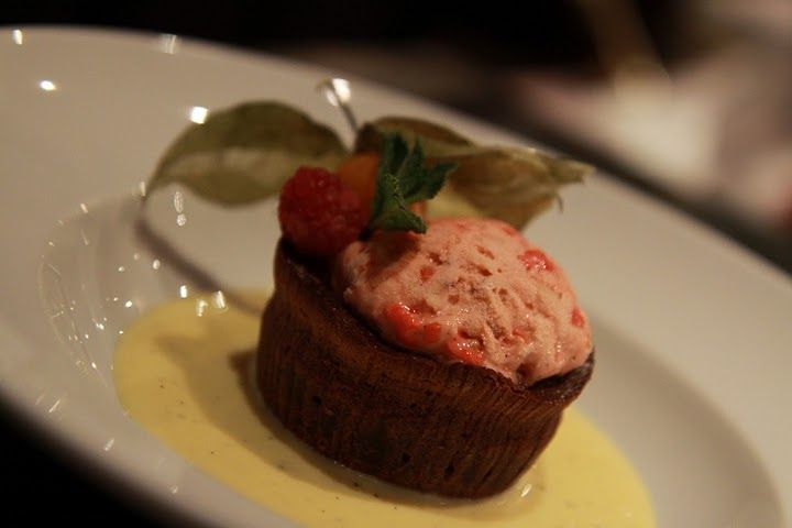 Paris: O Chateau's Wine Tasting Dinner - Who will get the most from this experience