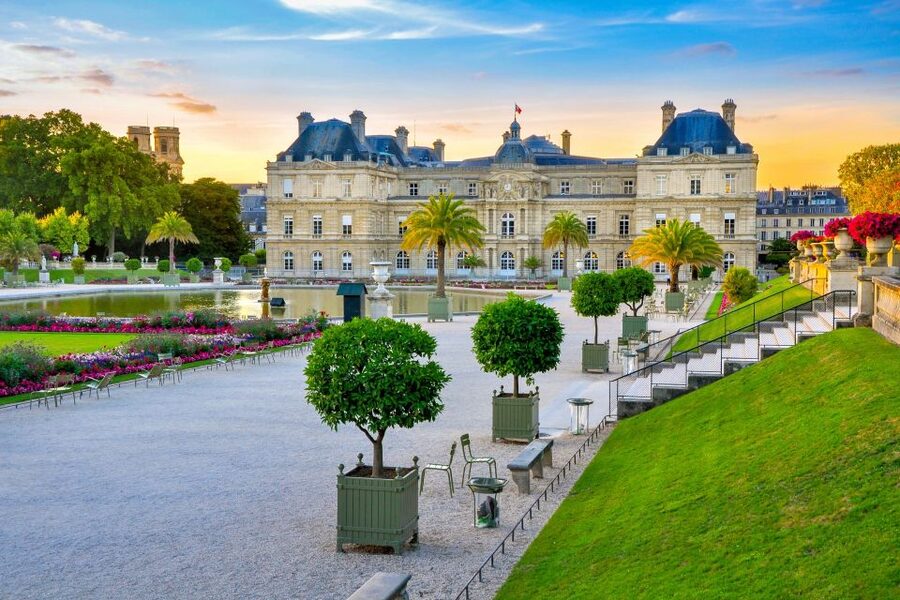 Paris: Palace of Versailles Private Tour with Transportation - Timing, comfort, and the practical details