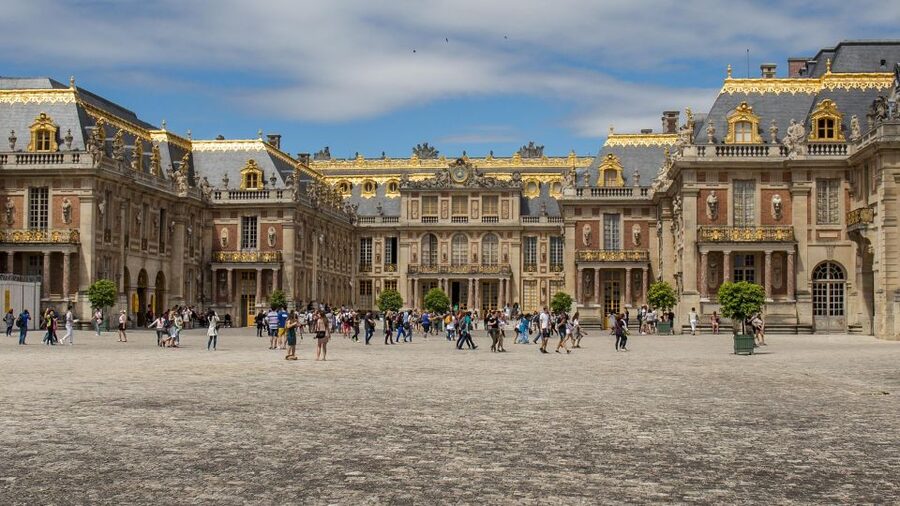 Paris: Palace of Versailles Ticket with Private Transfer - Making sense of the six-hour schedule