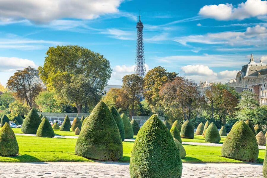 Paris: Royal Palais, Tuileries and D'Orsay Tour - Meeting your guide at the Comédie-Française