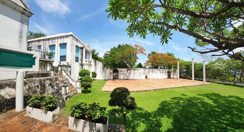 Petchaburi Temples & Royal Palace - small Join Group Tour - What makes this Phetchaburi day trip worthwhile