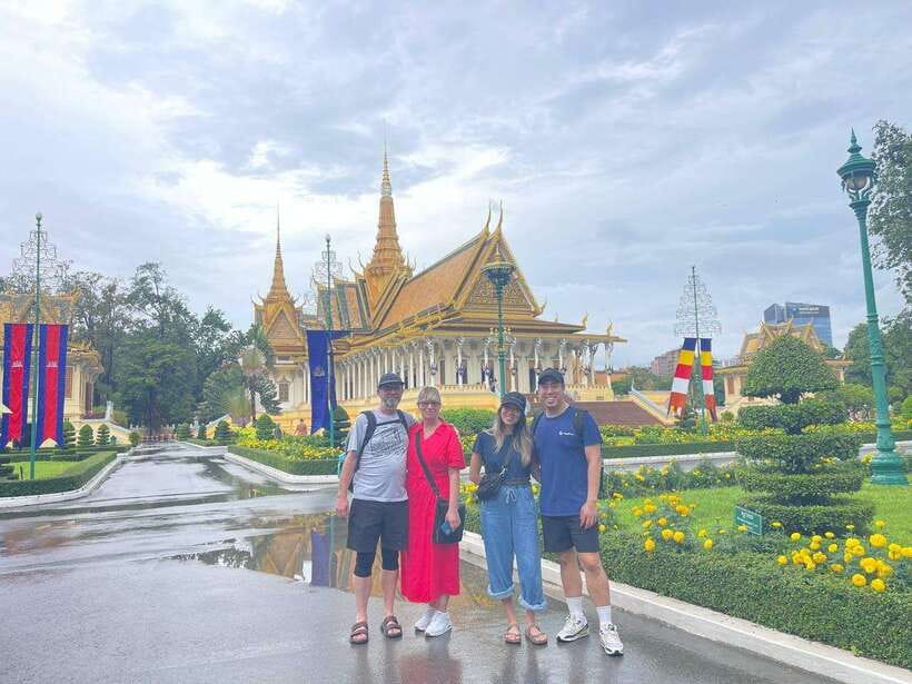 Phnom Penh: Royal Palace, S21, Killing Fields & More Tour - Key points to know before booking