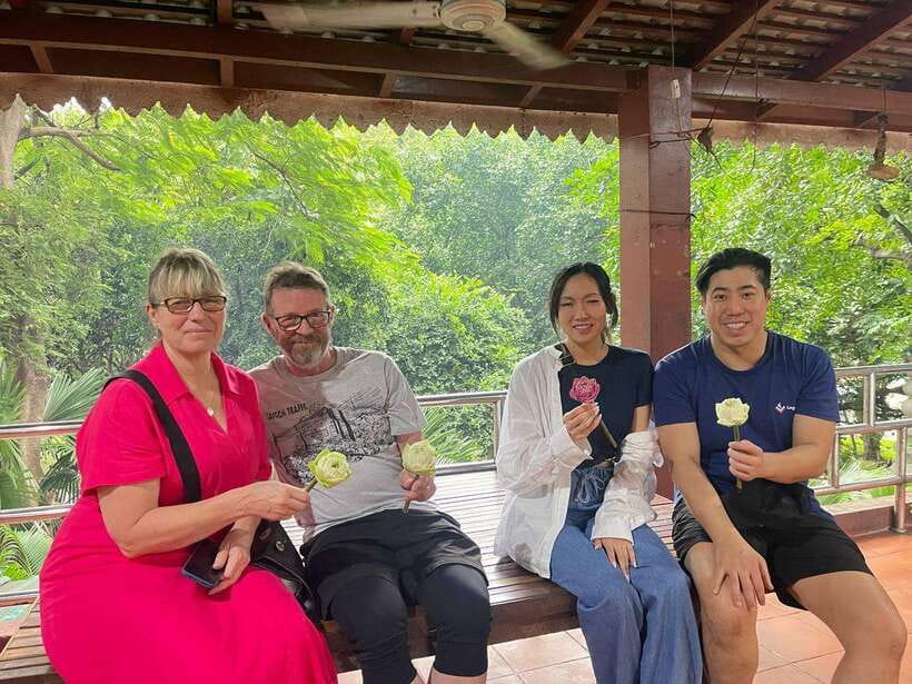 Phnom Penh: Royal Palace, S21, Killing Fields & More Tour - Lunch and the practical rhythm of the day