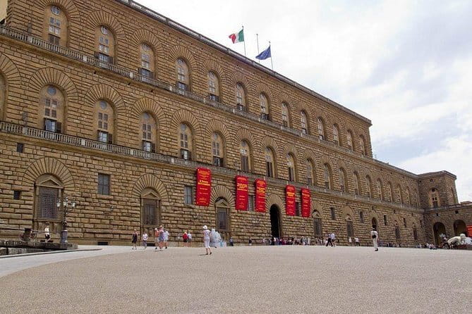 Pitti Palace Small Group Tour - The first 30 minutes: Palazzo Pitti