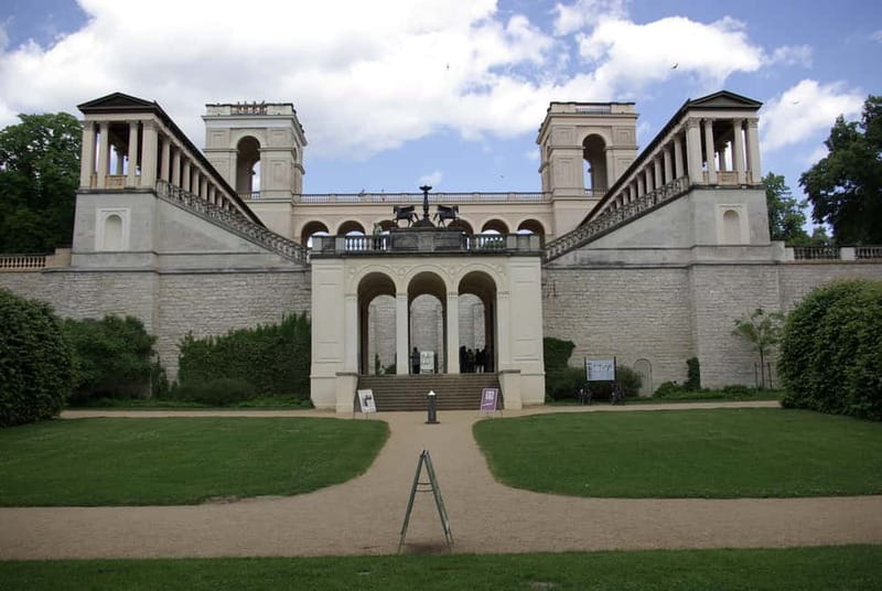 Potsdam: 5-Hour-Tour "Parks & Palaces" from Berlin by VW-Bus - Is $448 for two people a fair price?