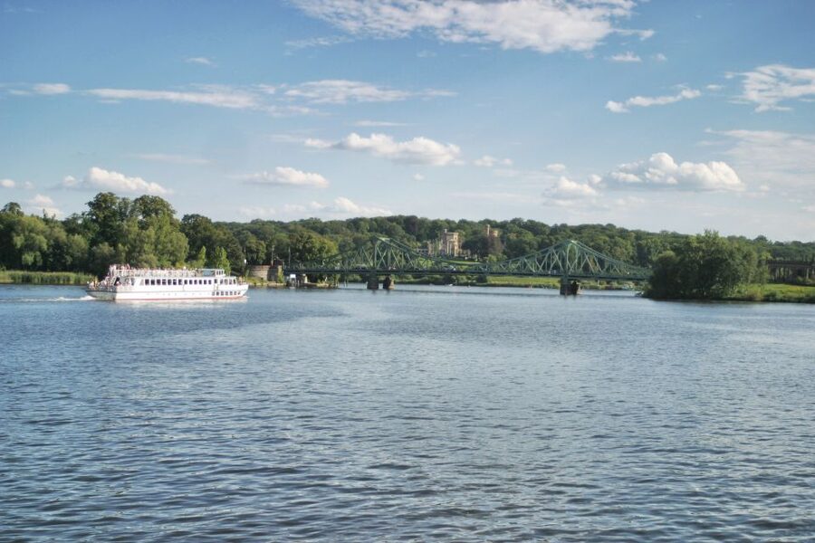 Potsdam: Palace Tour by Boat - Key points to know before you book