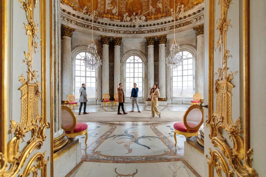 Potsdam: Sanssouci Palace and Prussian Palaces Entry Ticket - The garden is half the experience
