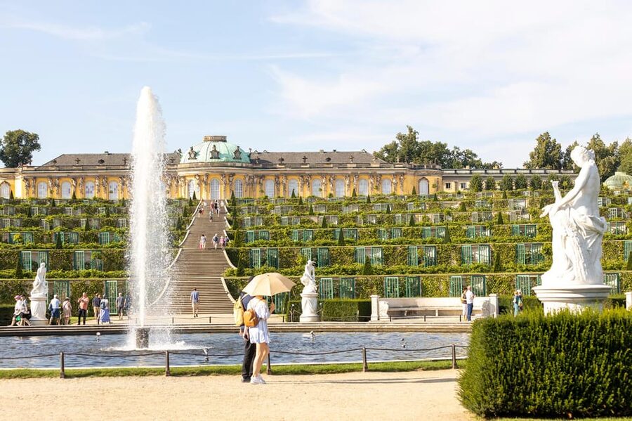 Potsdam: Sanssouci Palace and Prussian Palaces Entry Ticket - Start at the Ehrenhof and protect your entry time