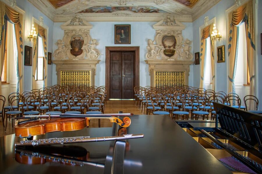 Prague Castle: Midday Classical Concert at Lobkowicz Palace - Fitting the concert into Prague Castle