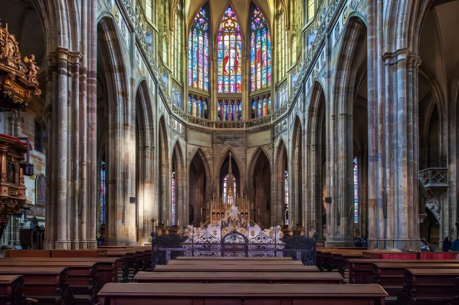 Prague Castle: Royal Palace, Cathedral, and Golden Lane Tour - St. Vitus Cathedral, Prague’s great interior
