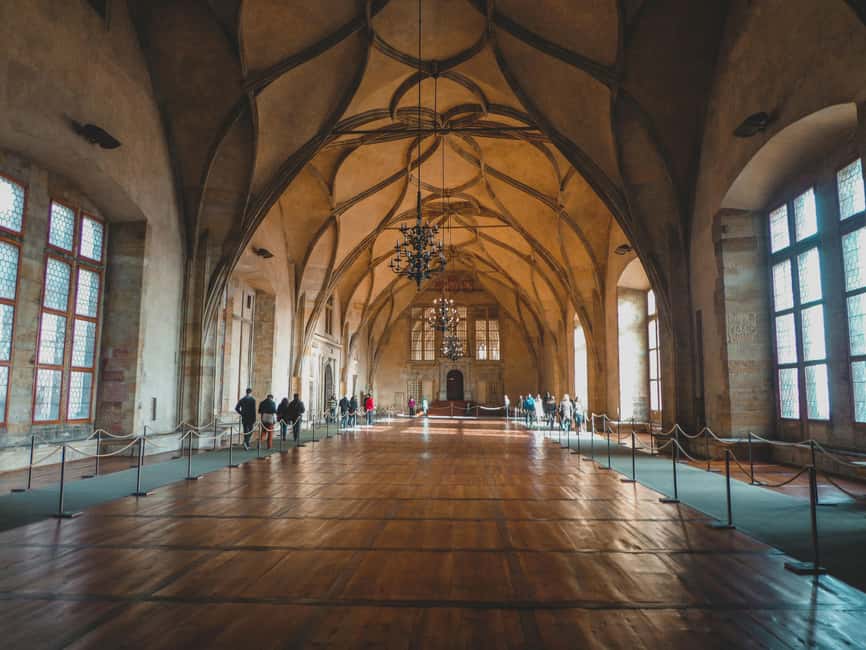 Prague Castle, St. Vitus Cathedral, Royal Palace, St. George's Basilica - Why Prague Castle works best with a historian