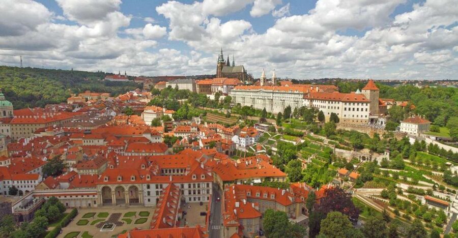 Prague: Prague Castle and Lobkowicz Palace Entry Tickets - The paintings worth slowing down for