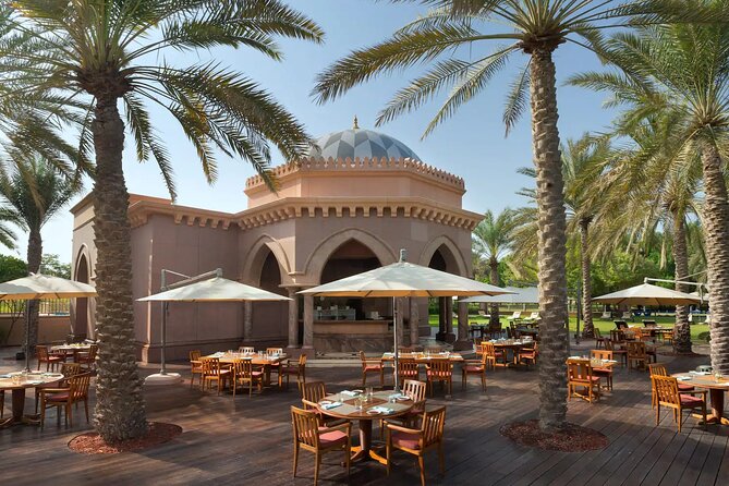 Private Abu Dhabi 5 Wonders Tour with Emirates Palace Lunch - The Corniche: a short city-view pause