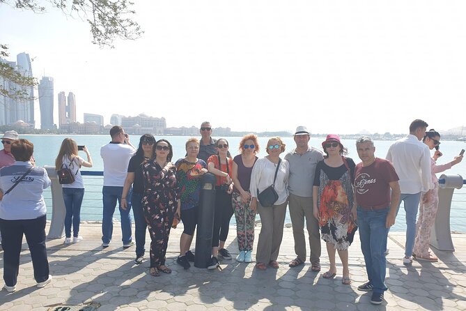 Private Abu Dhabi 5 Wonders Tour with Emirates Palace Lunch - Ferrari World and Yas Island: a final modern contrast