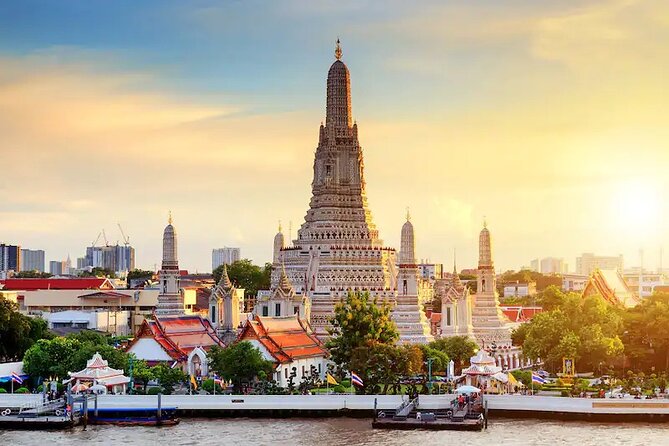 Private Bangkok Three Temples and Grand Palace Tour - The Grand Palace and Wat Phra Kaew