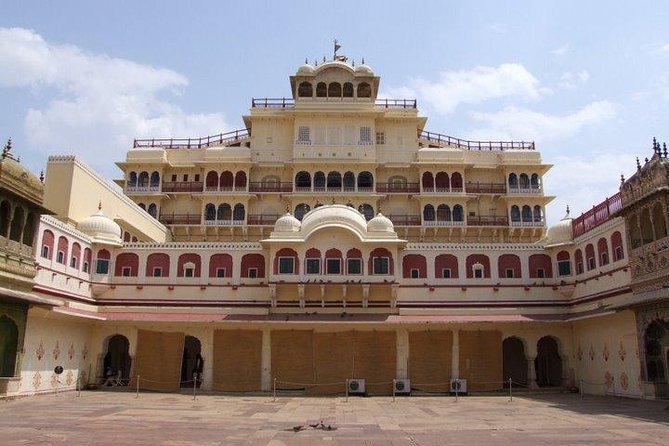 Private Full Day City Tour of Jaipur visit Amber Fort, City Palace with Lunch - Shopping, crafts, and the one part to weigh carefully