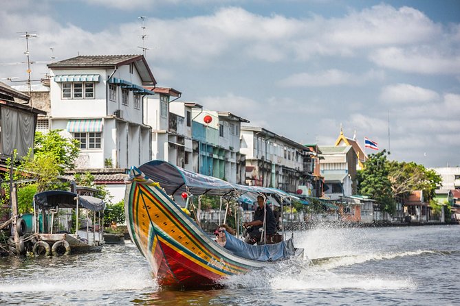 Private Grand Palace and Temple of Emerald Buddha & All Bangkok Highlights - Wat Traimit and Bangkok’s 5.5-ton Golden Buddha