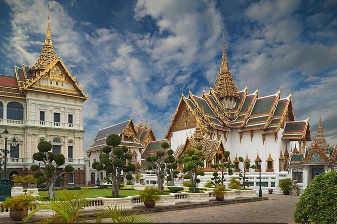 Private Grand Palace & Long-tail boat tour in Bangkok - Baan Silapin, the Artist’s House