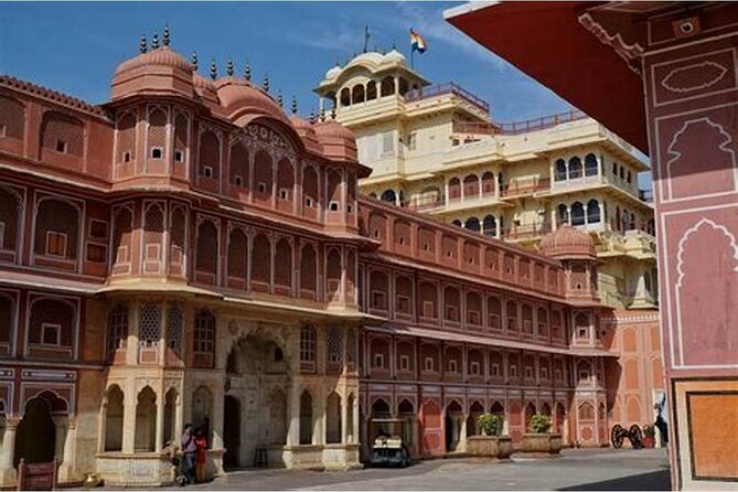 Private Guided Jaipur Tour: Amber Fort,City Palace, Water Palace - Who will get the most from this private Jaipur day