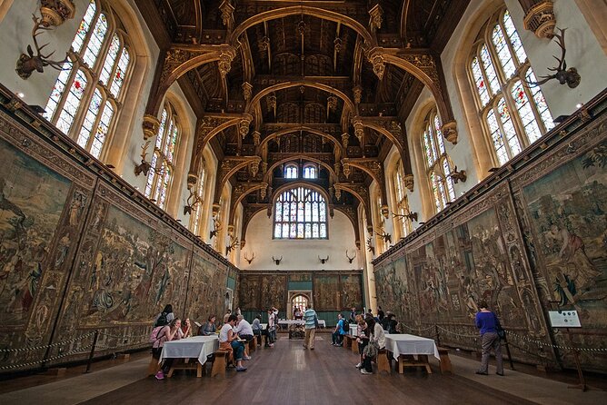 Private Guided Tour of Hampton Court Palace - The Haunted Gallery and Hampton Court’s ghost stories
