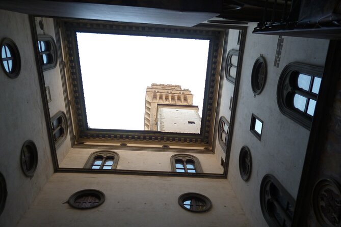Private Guided Tour of Palazzo Vecchio in Florence - From medieval fortress to Medici palace