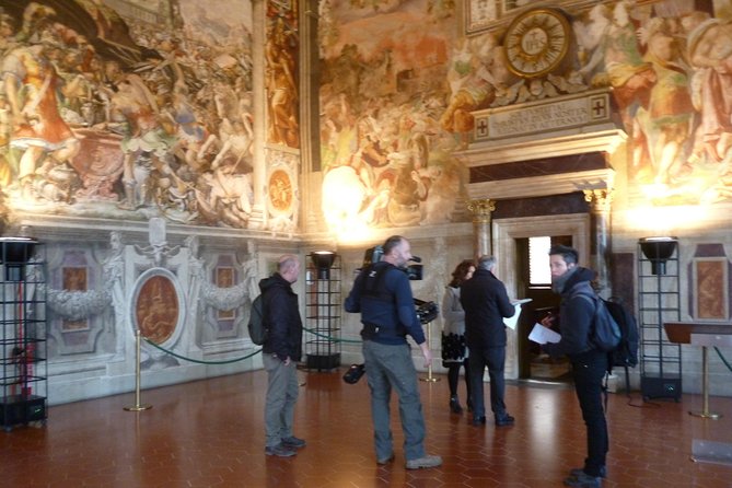 Private Guided Tour of Palazzo Vecchio in Florence - How the guide can shape the whole experience