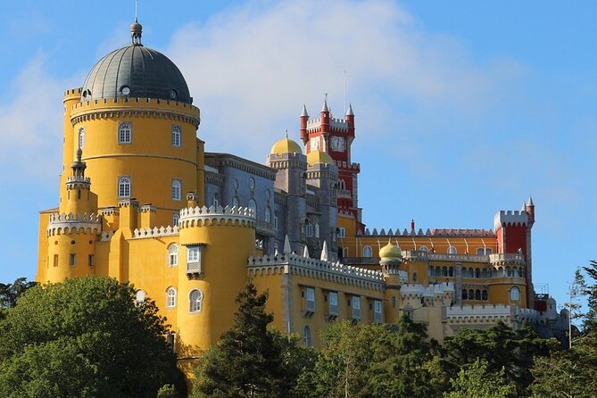 Private Half-Day: The Majestic Pena Palace & Sintra - The Walk or Shuttle Up to the Palace