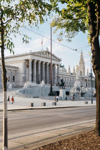 Private Half-day Vienna City Tour incl. Schönbrunn Palace - What this four-hour Vienna tour really delivers