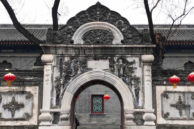 Private Hutong Tour: Prince Gong's Palace, Drum & Bell Tower - The guides and the quality of explanation