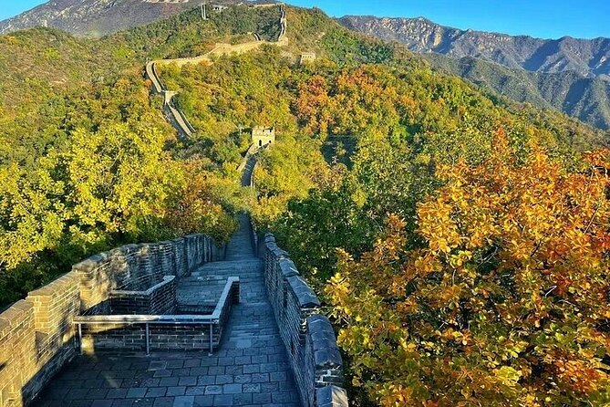Private Mutianyu Great Wall and Summer Palace Layover or Day Tour - What your private guide adds at Mutianyu