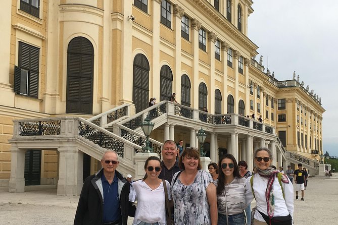 Private Schönbrunn Palace and Gardens Tour - What the strong and weak feedback tells you