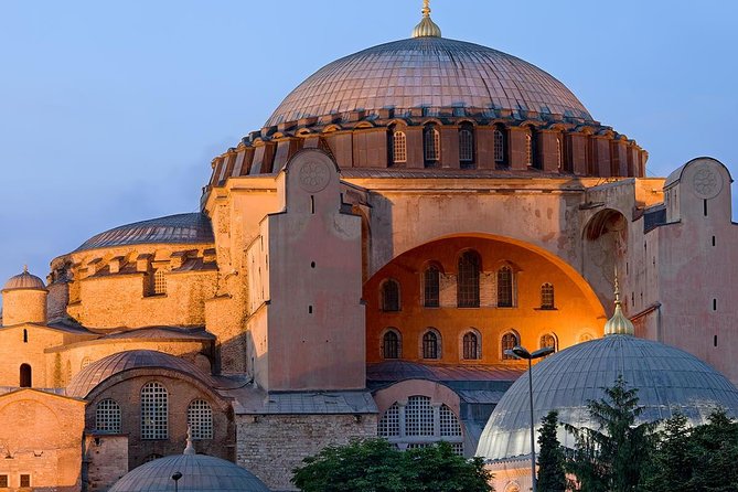 Private Shore Tour: Hagia Sophia, Topkapi Palace, Blue Mosque, Hippodrome, Grand Bazaar - How the private format affects the day