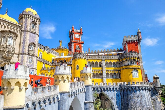 Private Sintra Tour : Pena Palace & Regaleira Tickets - Transport, guide style, and timing