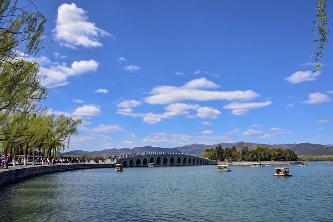 Private Summer Palace Walking Tour + Custom Scenic Route Add-Ons - The ceremonial halls, where palace life begins