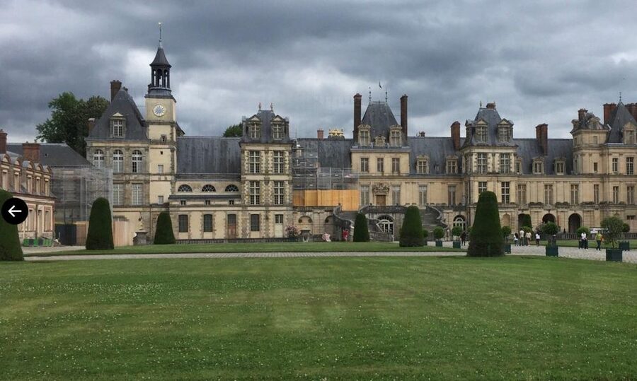 Private tour: Chateaux de Vaux le Vicomte & Fontainebleau - Why these two chateaux make a smart pairing