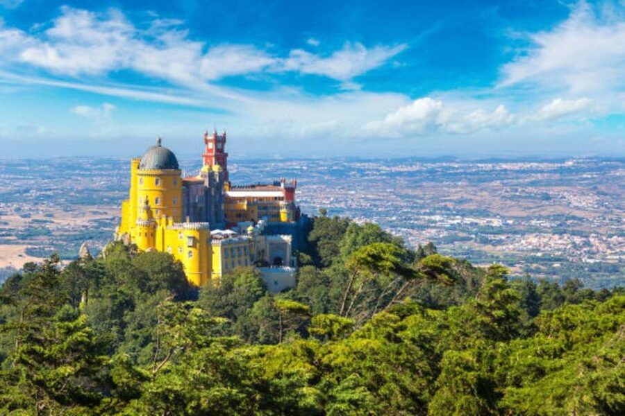 PRIVATE Tour From Lisbon: Sintra, Pena Palace and Cascais - Cascais: an easy finish by the sea