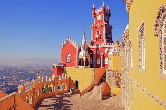 Private tour from Lisbon:Sintra Pena Palace Cabo da Roca, Cascais - Free time in central Sintra