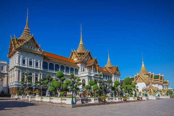 Private Tour: Grand Palace & Emerald Buddha Temple Experience - Wat Phra Kaew and the Emerald Buddha