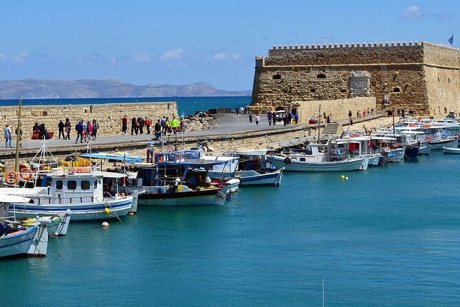 Private Tour Knossos Palace-Archaeological Museum-Heraklion Town - How to make the day run better
