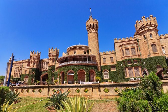 Private Tour: Palaces of Bangalore - Tipu Sultan’s Palace and the quiet power of teak
