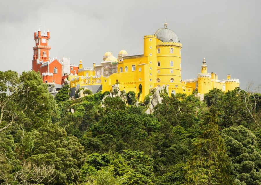 Private Tour - Sintra with Pena Palace and Cascais - Why this private Sintra day works well