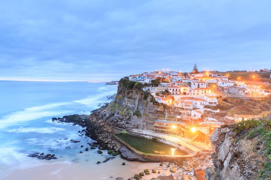 Private Tour - Sintra with Pena Palace and Cascais - Lunch choices and the value of a private schedule