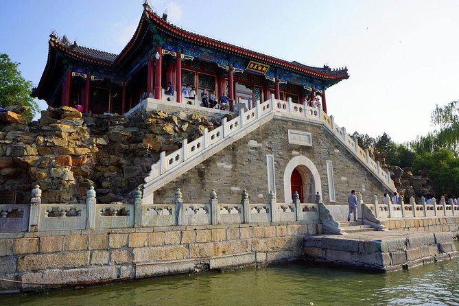 Private Tour to Mutianyu Great Wall and Summer Palace - Summer Palace: gardens around Kunming Lake